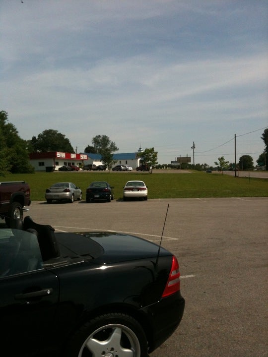 Lucky's Place, 3362 Huntsville Hwy, Fayetteville, TN MapQuest