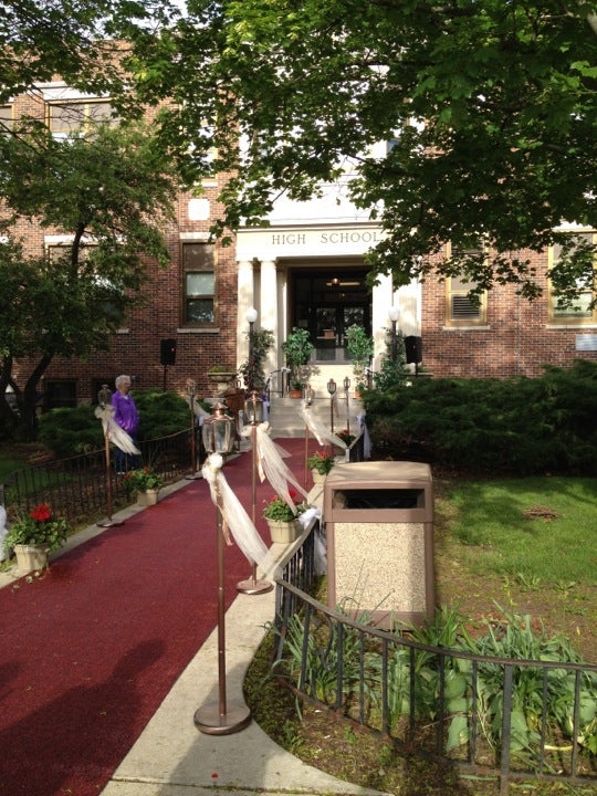 McHenry East High School, 1012 N Green St, McHenry, IL, Schools MapQuest