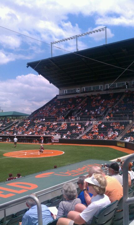 Disch Falk Field, UFCU Disch–Falk Field is the baseball sta…