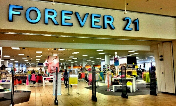 Forever 21, 200 E Via Rancho Pkwy, Suite 3000, Escondido, CA, Women's  Apparel - MapQuest