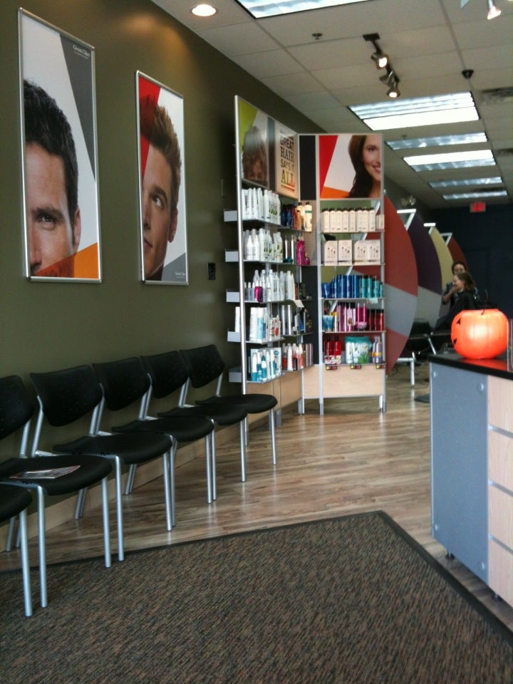 Great Clips, 5805 State Bridge Rd, Ste C, Medlock Corner, Johns Creek