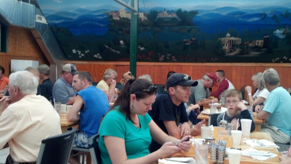 Fireside Restaurant & Pancake Inn, 295 Sugarloaf Rd, Hendersonville, NC