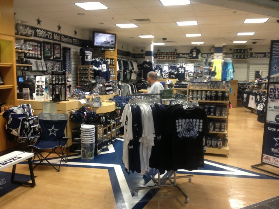 Dallas Cowboys Pro Shop, 4511 N Midkiff Rd, Midland, TX, Sporting Goods -  MapQuest