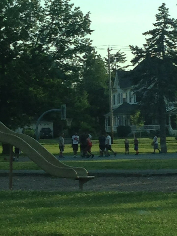 Chicopee, MA Map & Directions MapQuest