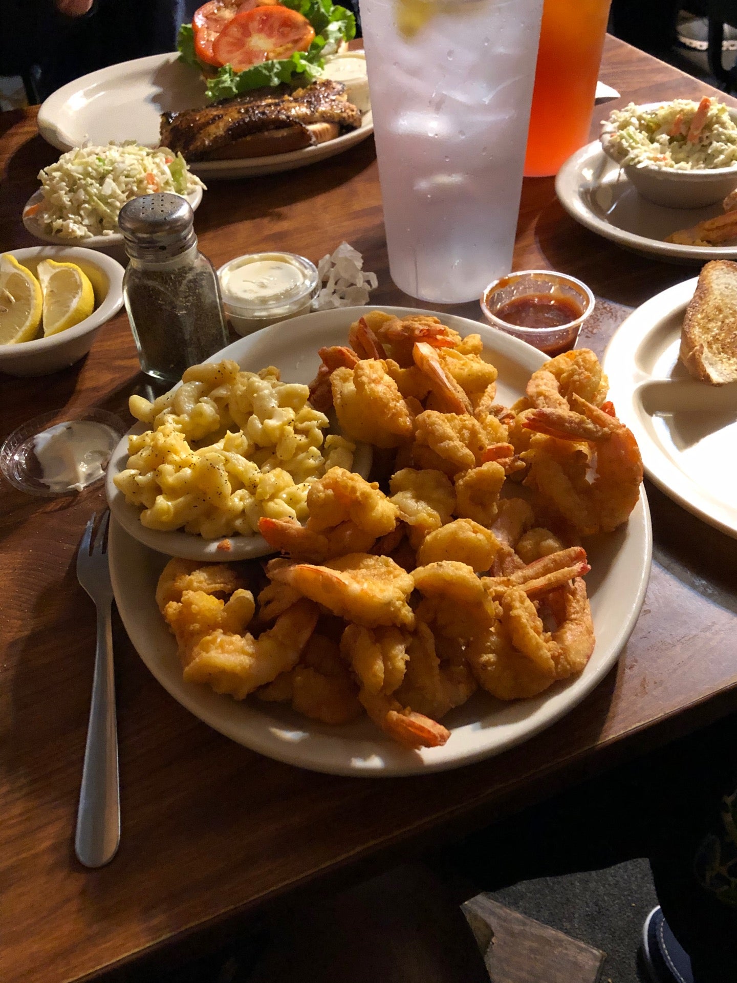 B & J's Steaks And Seafood, 901 North Way, Darien, GA, Eating Places ...