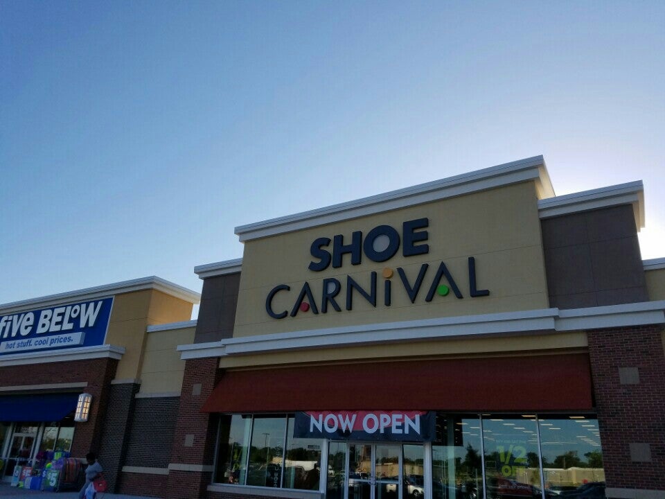 Truman Corners Shopping Center, 12208 S US Highway 71, Grandview, MO