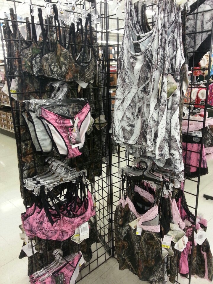 Farm King Supply, 2091 N Main St, Canton, IL, Agricultural Products