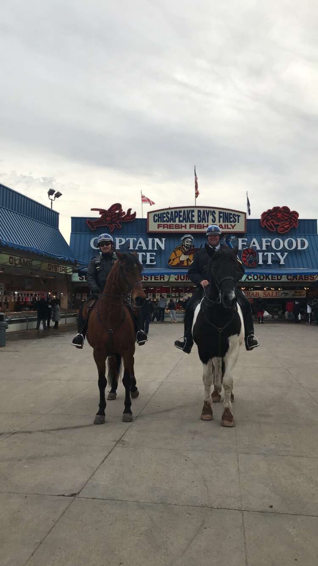 Chesapeake Bay Seafood House, 8321 Annapolis Rd, New Carrollton, MD