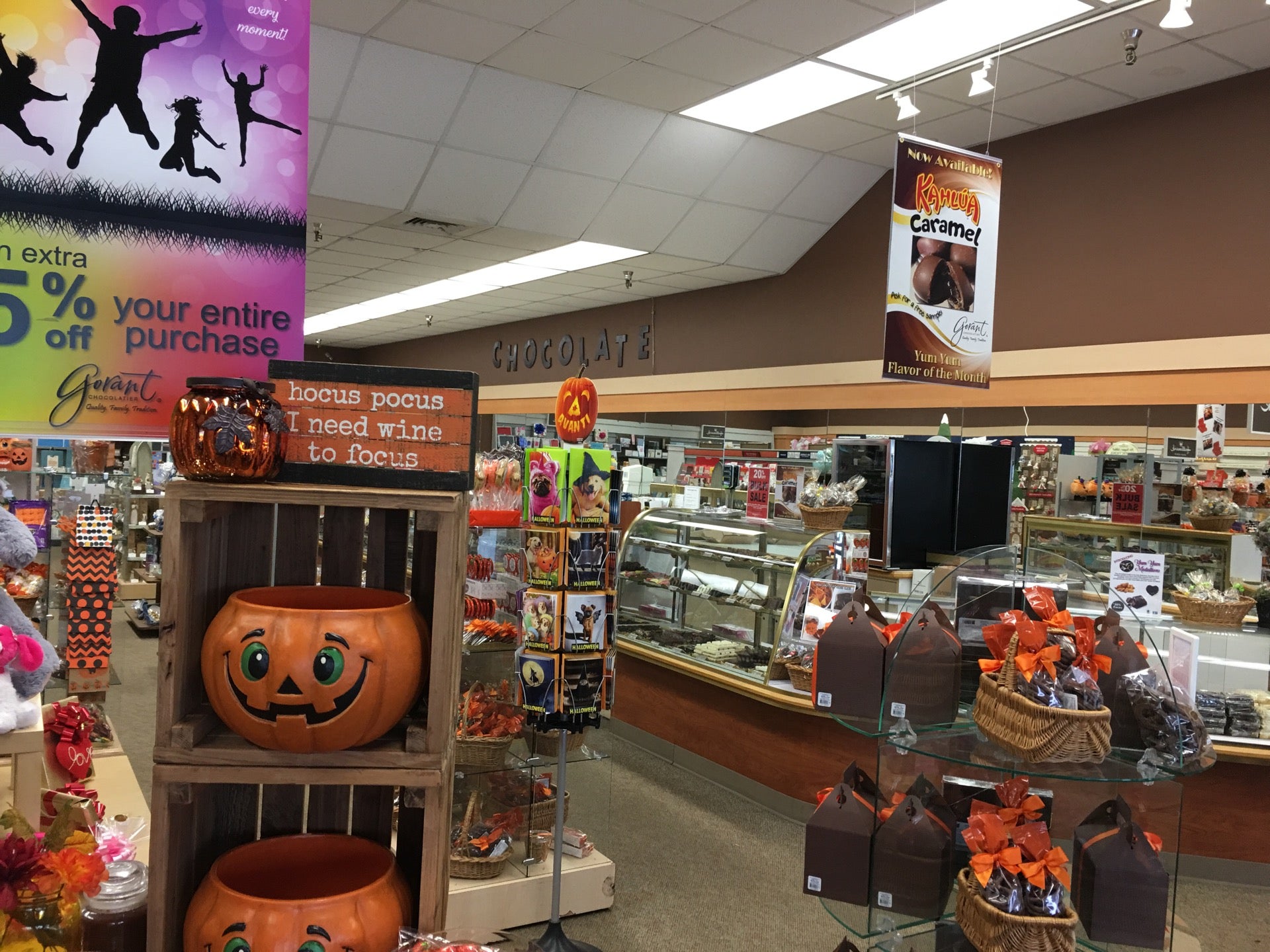 Gorant Chocolatier, 8301 Market St, Boardman Twp, Ohio, Candy Stores