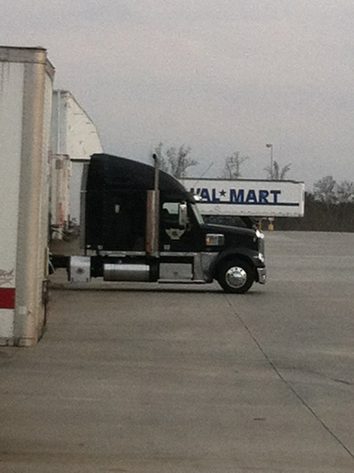 Walmart Distribution Center, 655 Unisia Dr, Monroe, GA, Clothing