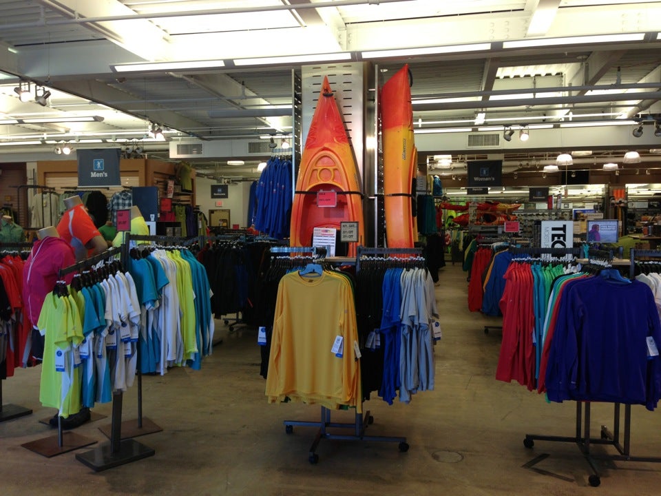 Eastern Mountain Sports, 204206 Glen Cove Rd, Carle Place, NY MapQuest