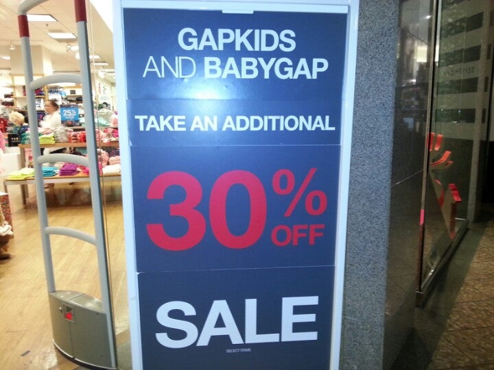 Baby gap hot sale woodfield mall