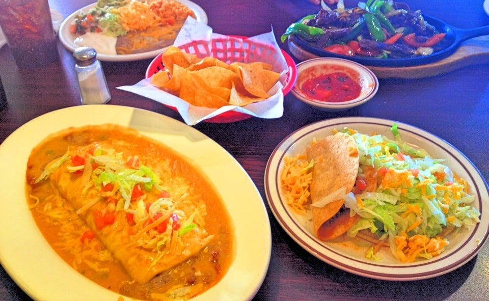 Salsa's Mexican Restaurant, 7630 W 44th Ave, Wheat Ridge, CO, Eating