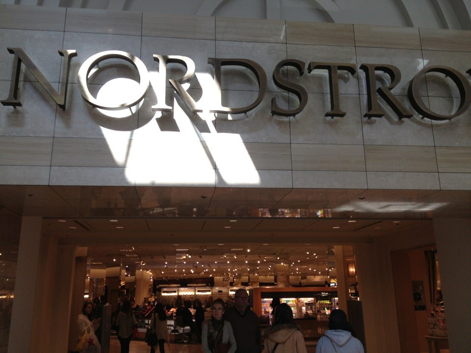 Driving directions to Nordstrom, 501 Garden State Plaza Blvd