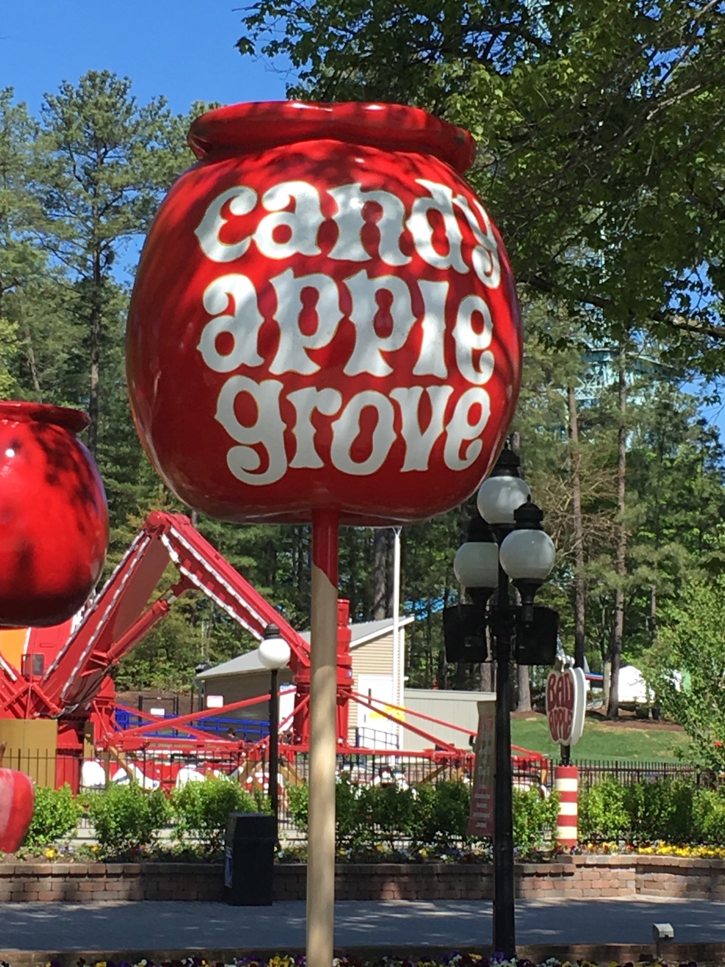 Candy Apple Grove Kings Dominion, 16000 Theme Park Way, Doswell, VA