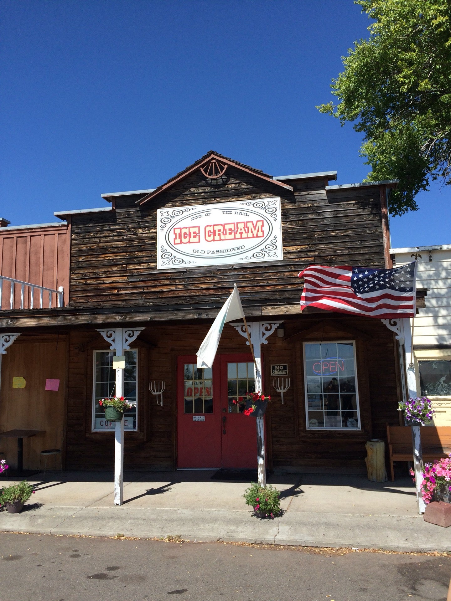 Maupin, OR Map & Directions MapQuest