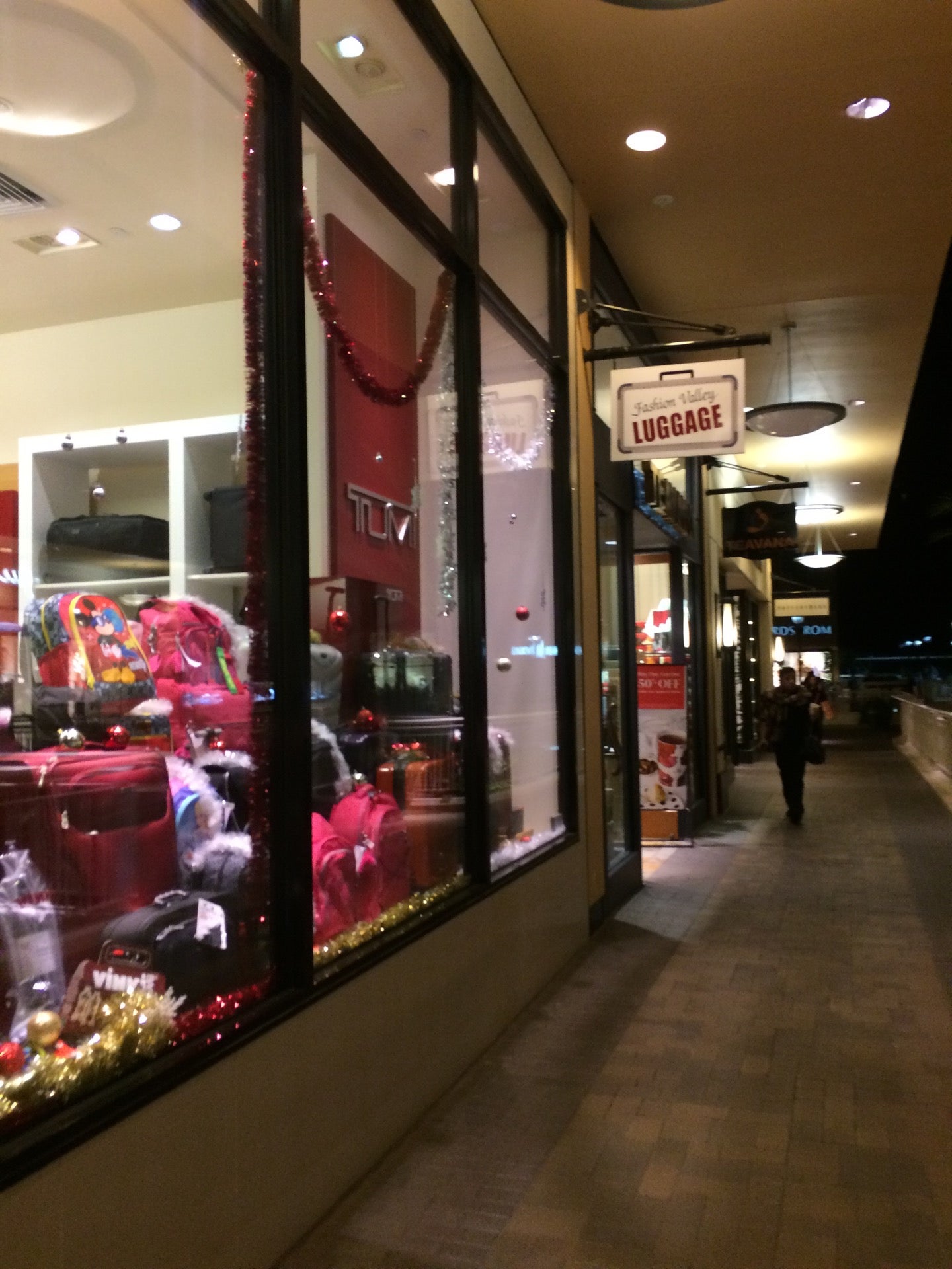 Store Directory for Fashion Valley - A Shopping Center In San Diego, CA - A  Simon Property