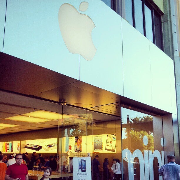 Apple Town Square - Electronics Store