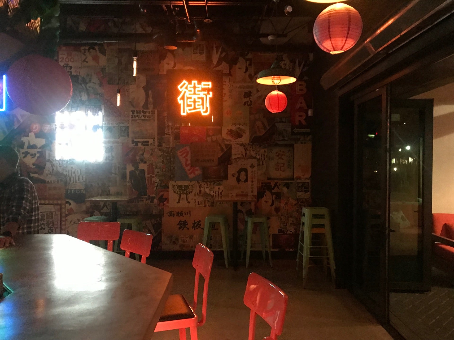 Hawkers Asian Street Fare, 640 E Atlantic Ave, Delray Beach, FL, Eating