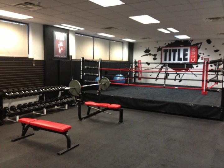 TITLE Boxing Club Overland Park 119th  Boxing & Kickboxing Studios for  Full-Body Fitness