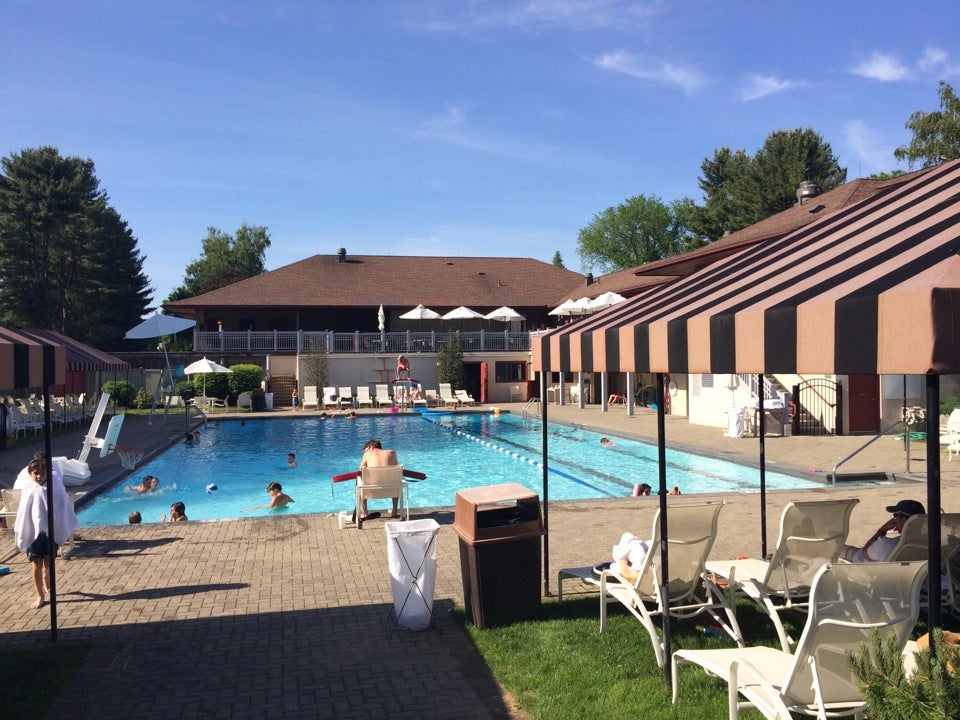 Tumble Brook Pool And Snack Bar, 382384 Simsbury Rd, Bloomfield, CT