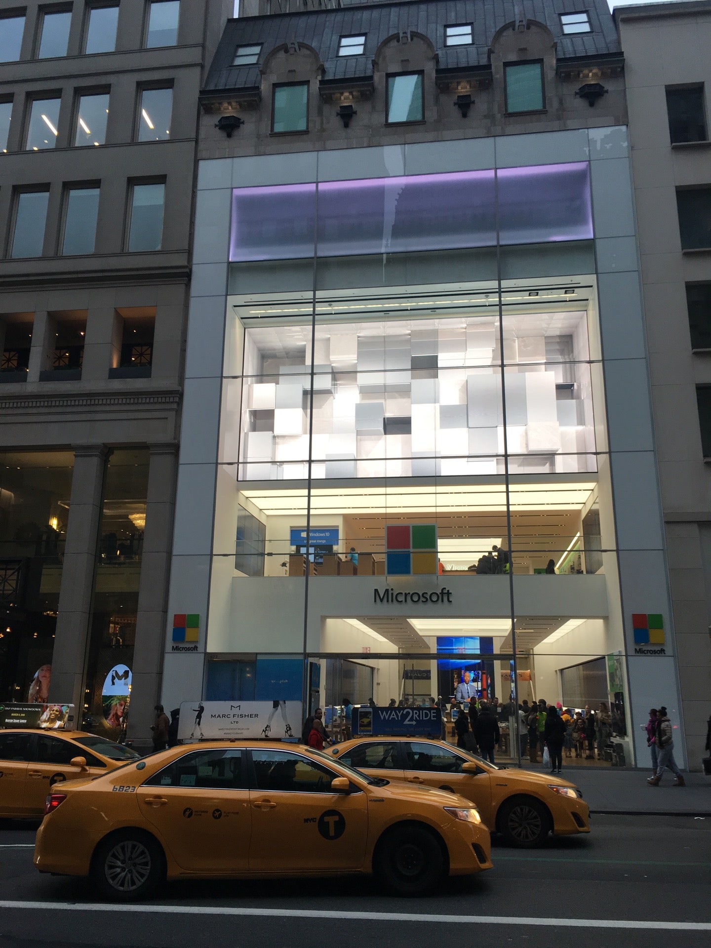 Microsoft to open its first flagship store on New York's Fifth Avenue -  Neowin