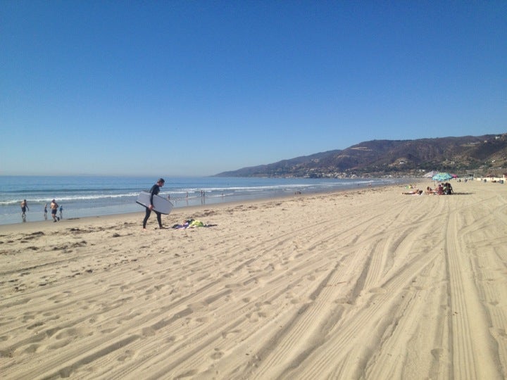 The beautiful Zuma Beach in Malibu, CA [OC] [5312x2988] • /r