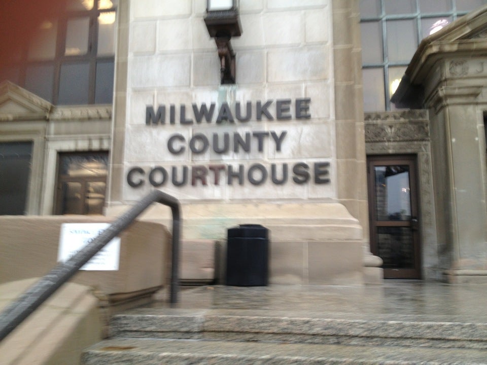 Milwaukee County Courthouse, 901 N 9th St, Milwaukee, WI, General