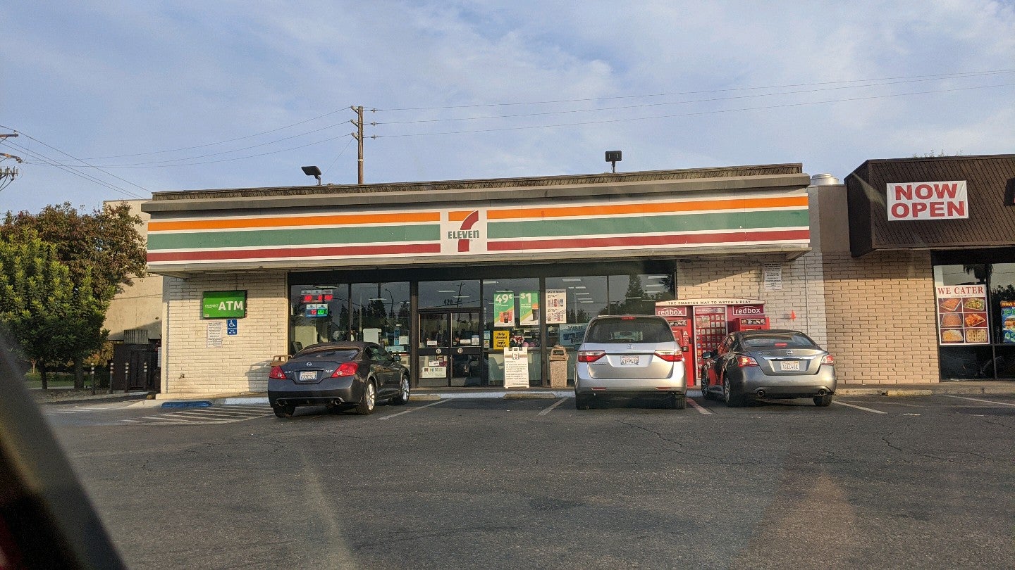 7-eleven-420-e-bullard-ave-fresno-ca-store-fronts-manufacturers