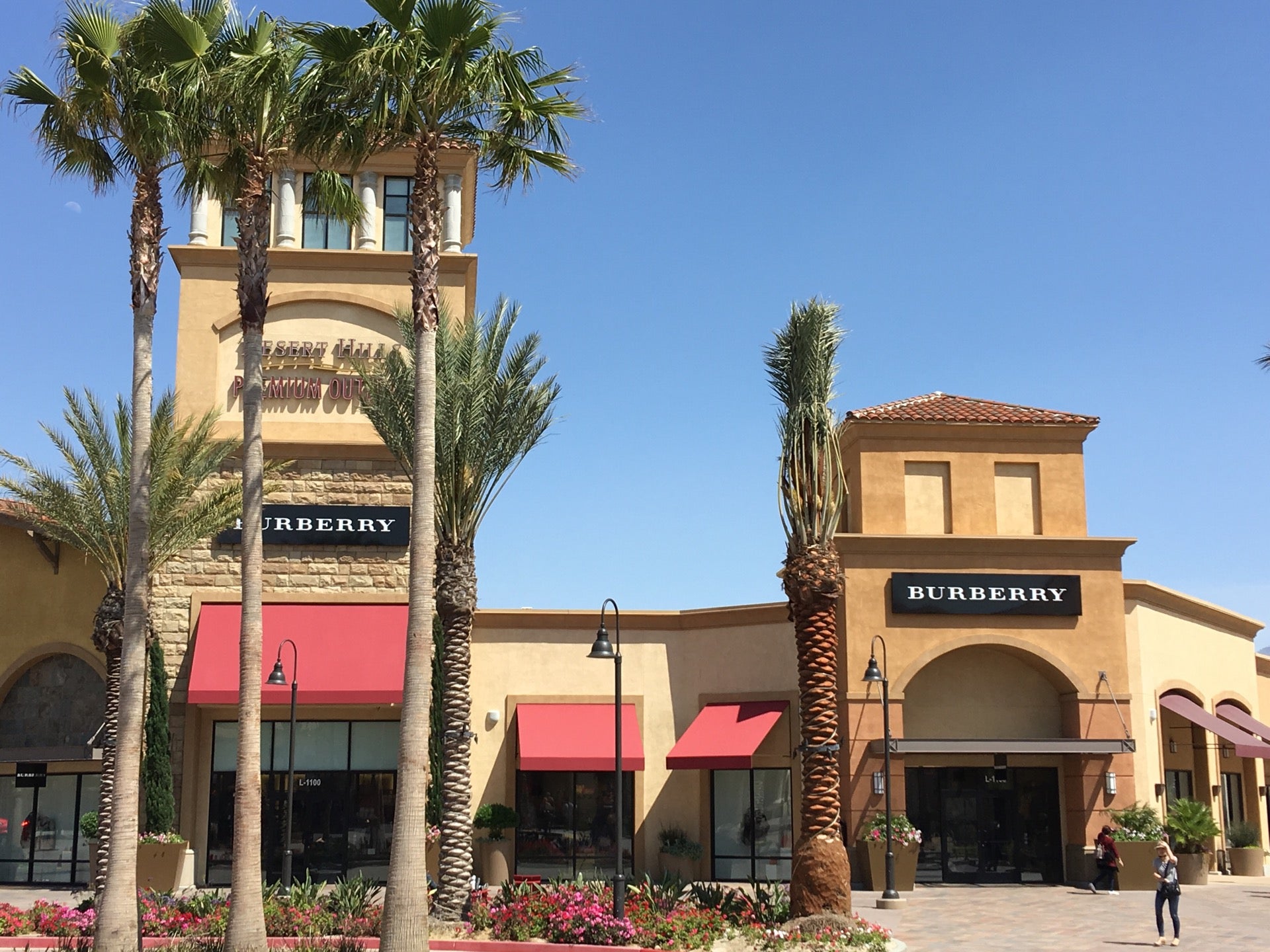 Alexander McQueen, 48650 Seminole Dr, Cabazon, CA, Family clothing stores -  MapQuest