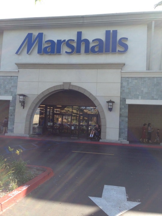 MARSHALLS - 8880 Washington Blvd, Pico Rivera, California
