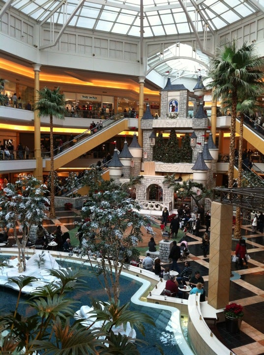 Trip to the Mall: Somerset Collection- (Troy, Michigan)