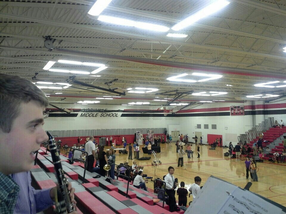 Yorkville Middle School, 920 Prairie Crossing Dr, Yorkville, IL