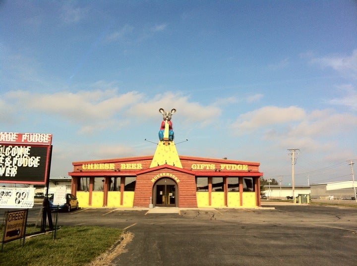 Windsor, WI - Mouse House Cheesehaus