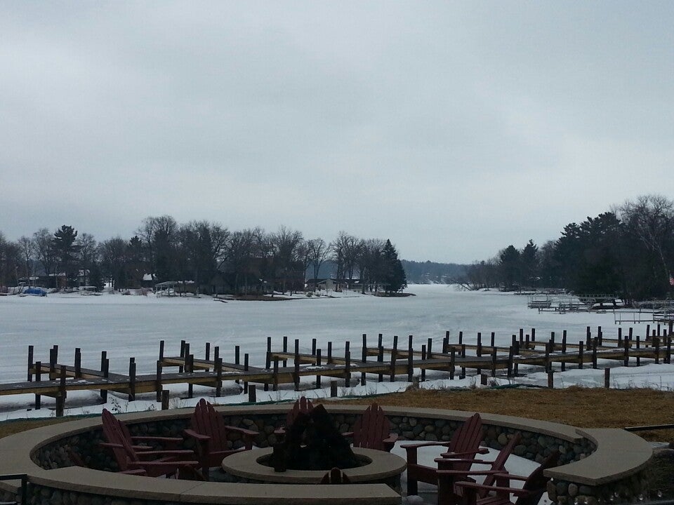 Bar Harbor Supper Club, 8164 Interlachen Rd, Lake Shore, MN, American