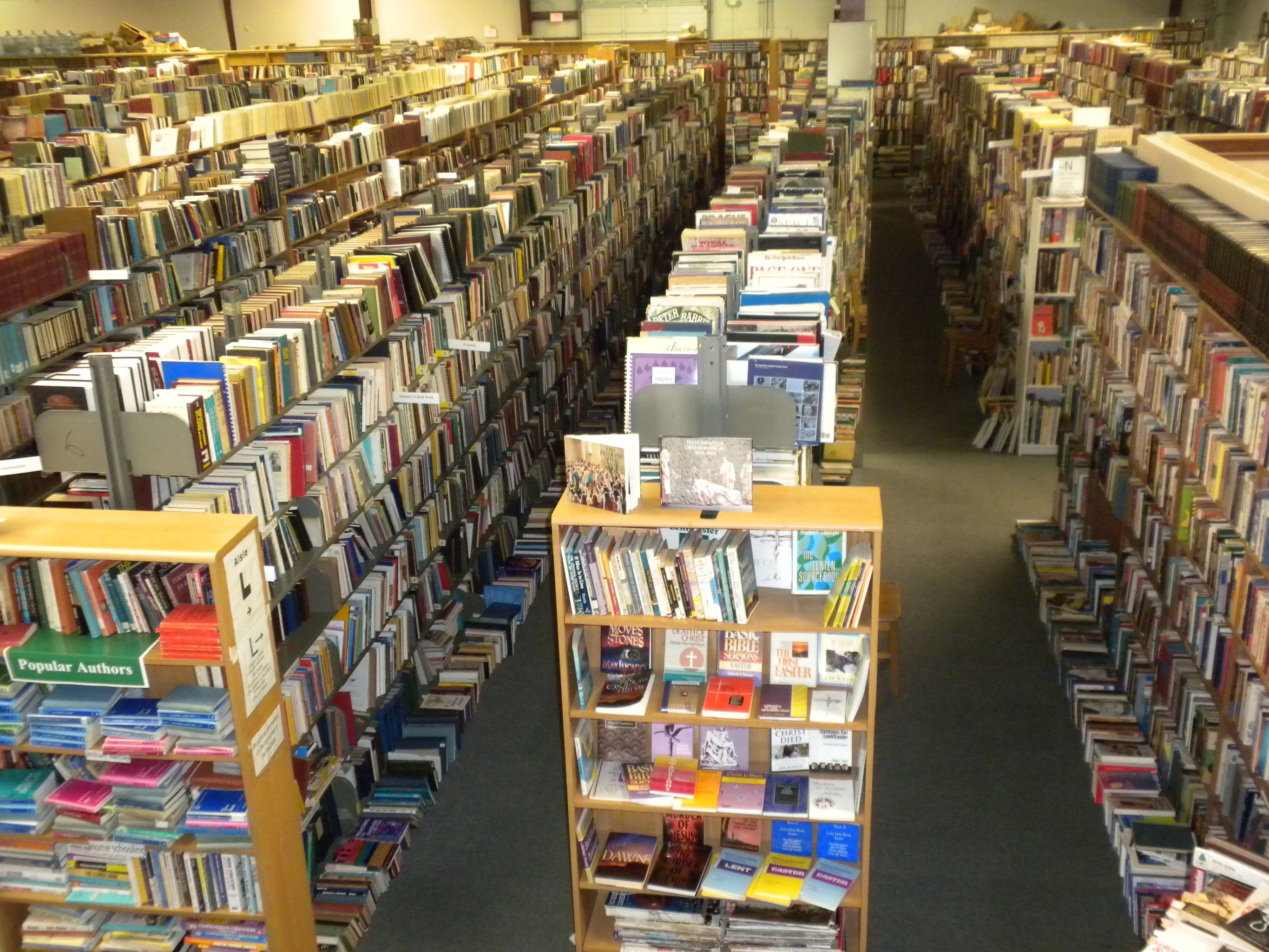 Stevens Book Shop, 6700 Old Wake Forest Rd, Raleigh, NC, Book stores