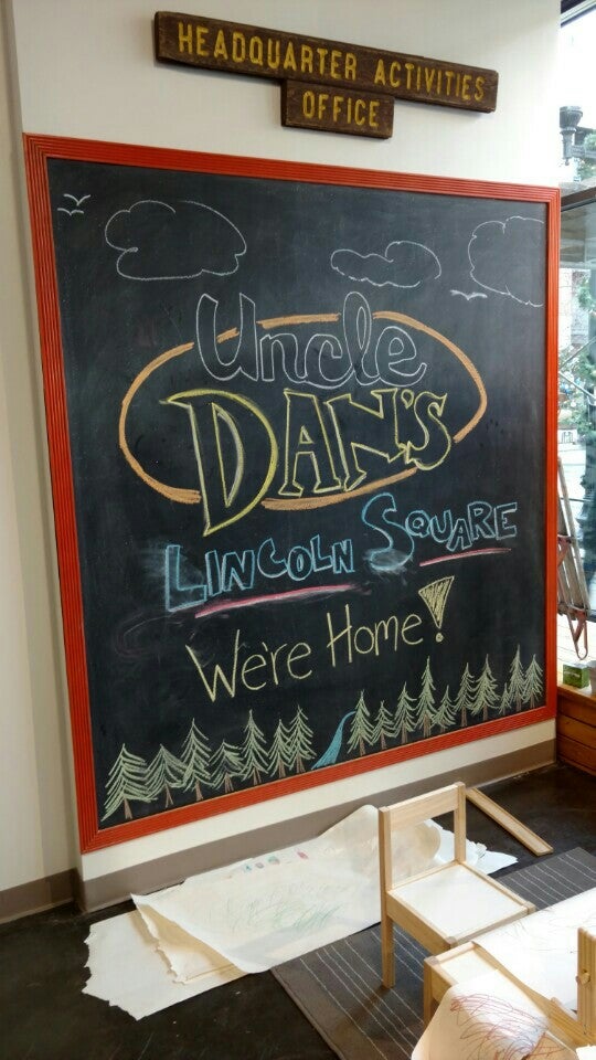 Uncle Dan's Great Outdoor Store, 4724 N Lincoln Ave, Chicago, IL