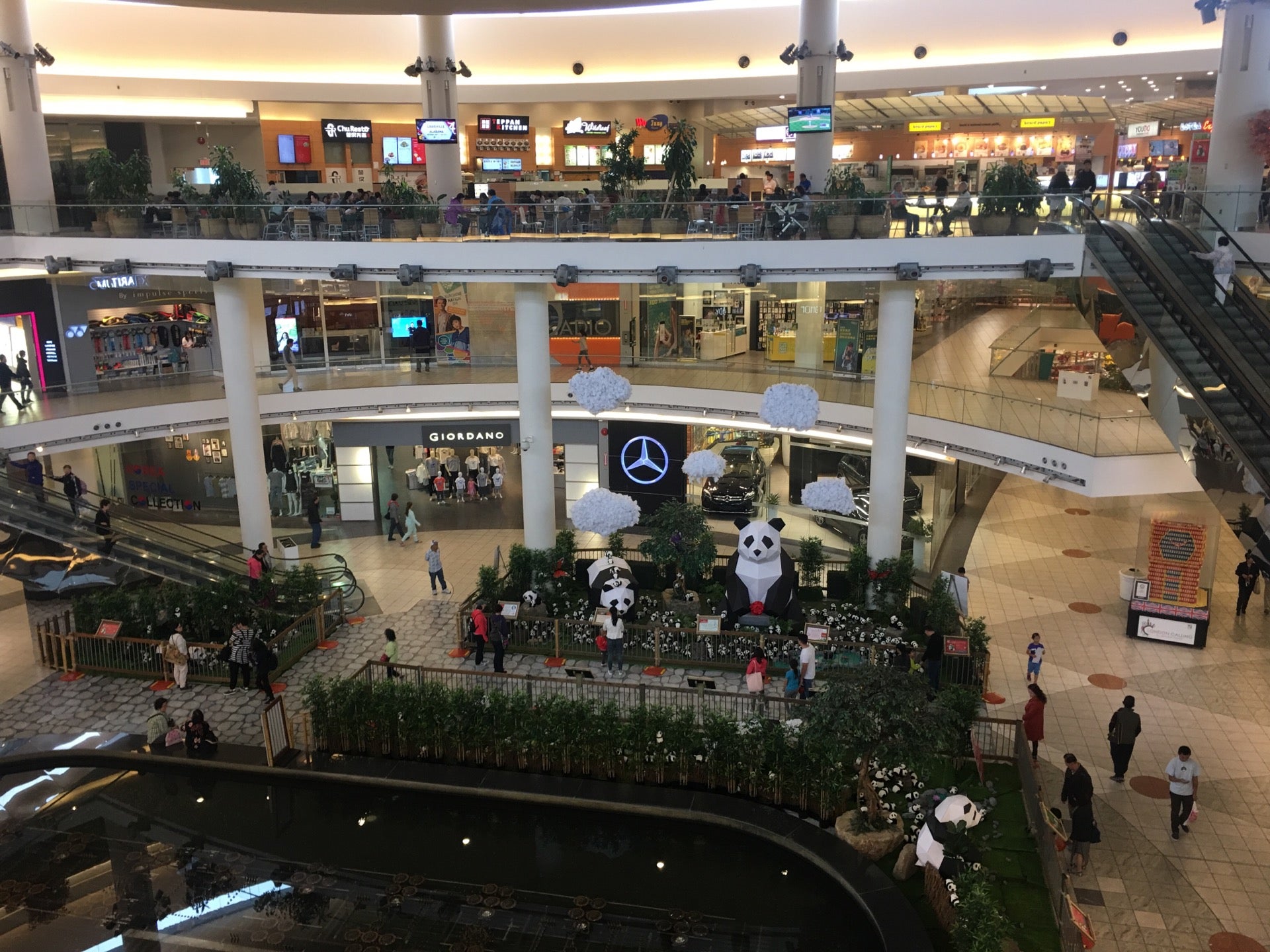 Aberdeen Centre Parkade, 4151 Hazelbridge Way, Richmond, QC, Parking