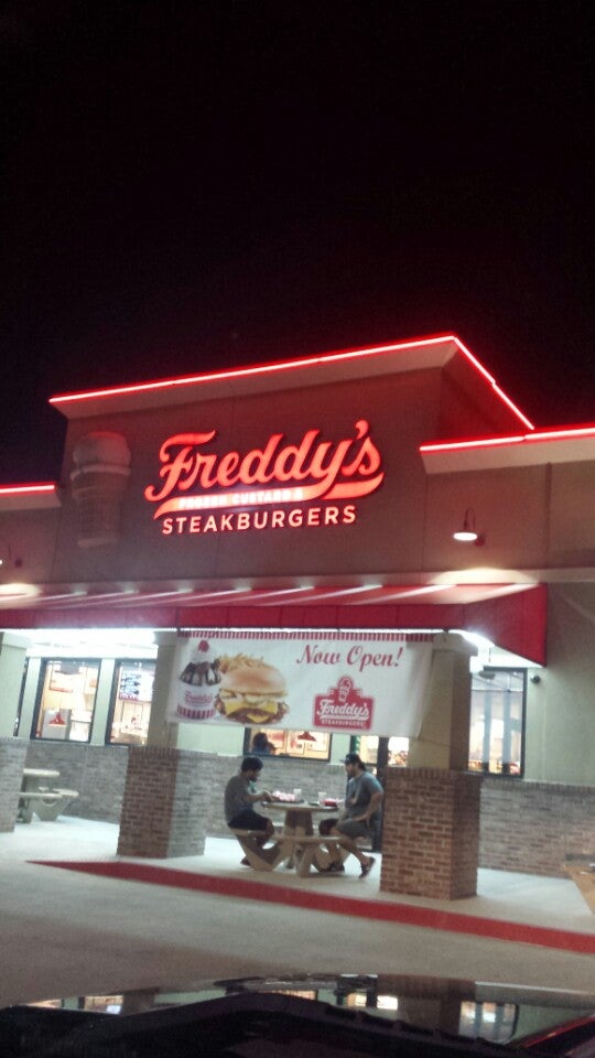 FREDDY'S FROZEN CUSTARD & STEAKBURGERS - 89 Photos & 137 Reviews - 19370 N  Freeway Service Rd, Spring, Texas - Burgers - Restaurant Reviews - Phone  Number - Menu - Yelp