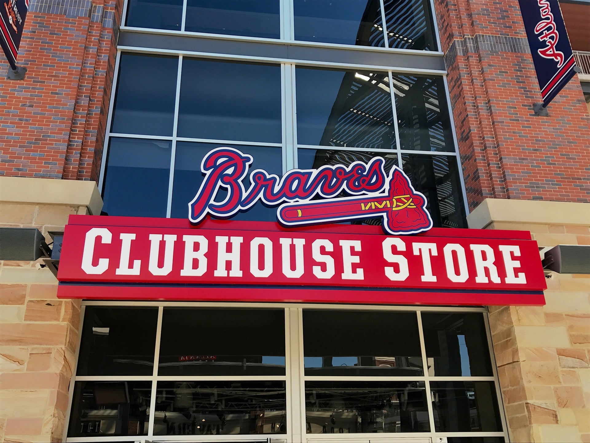 the braves clubhouse store