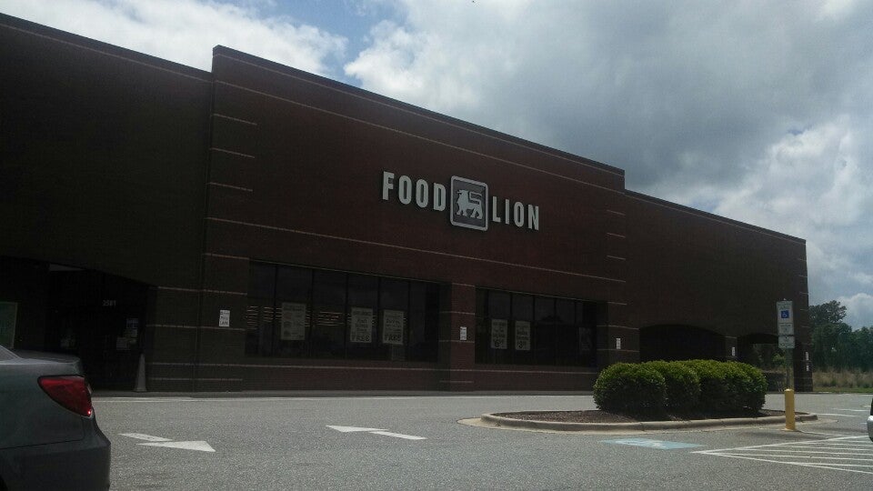 Food Lion, 2581 Hawkins Ave, Sanford, NC, Grocery Stores - MapQuest - Food Lion Yadkinville Road Pfafftown Nc
