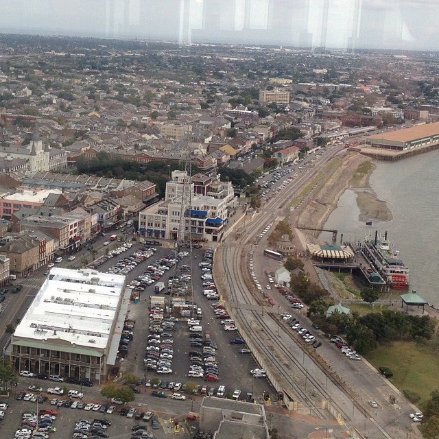 one-canal-place-office-tower-365-canal-st-new-orleans-la-real