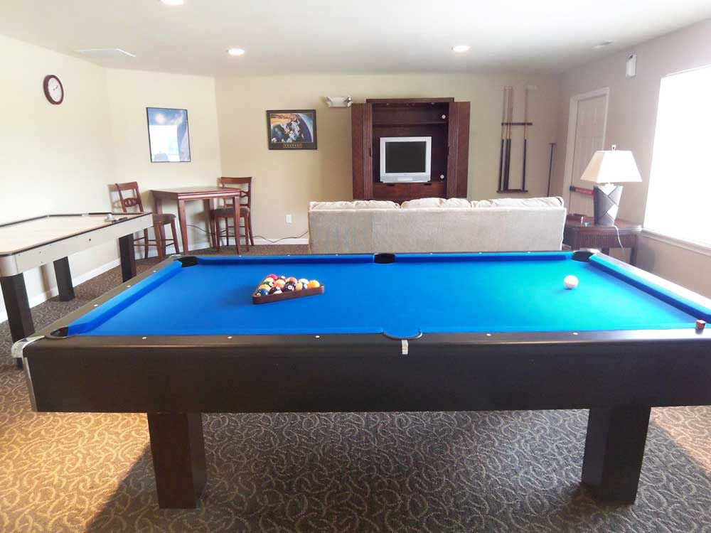 Canterbury House Apartments, 515 Dogwood Dr, Lebanon, IN, Apartment