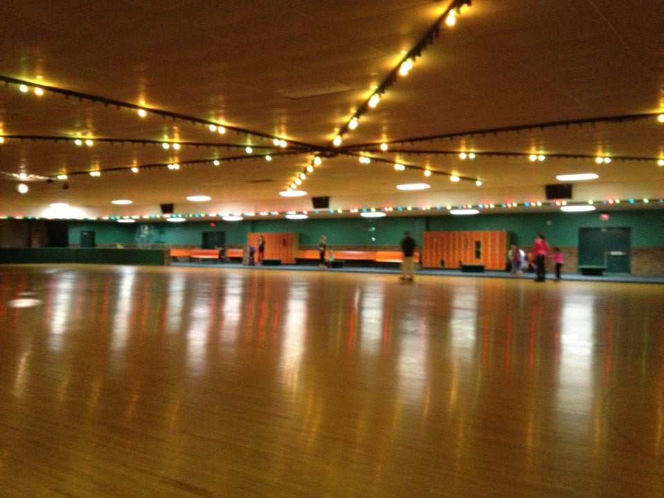 Cortland Roller Rink, 290 S High St, Cortland, OH, Sports - MapQuest