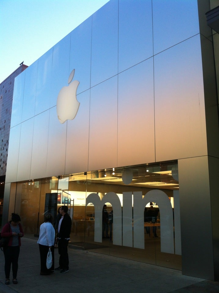 Domain NORTHSIDE - Apple Store - Apple