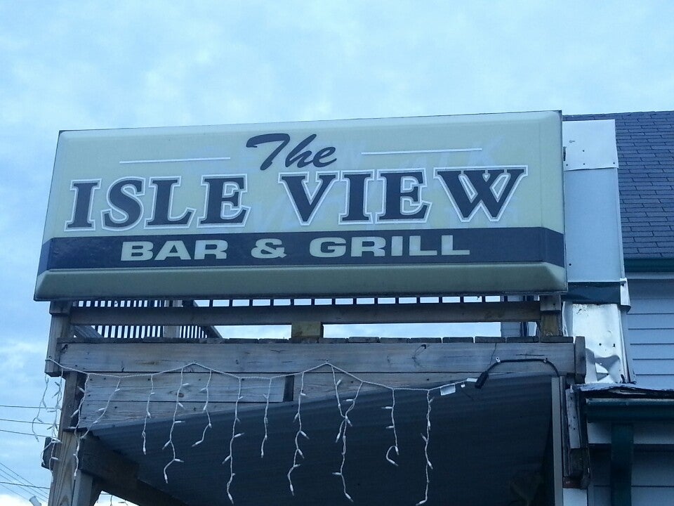 The Isle View Bar and Grill, 791 Niagara St, Tonawanda, NY, Burger