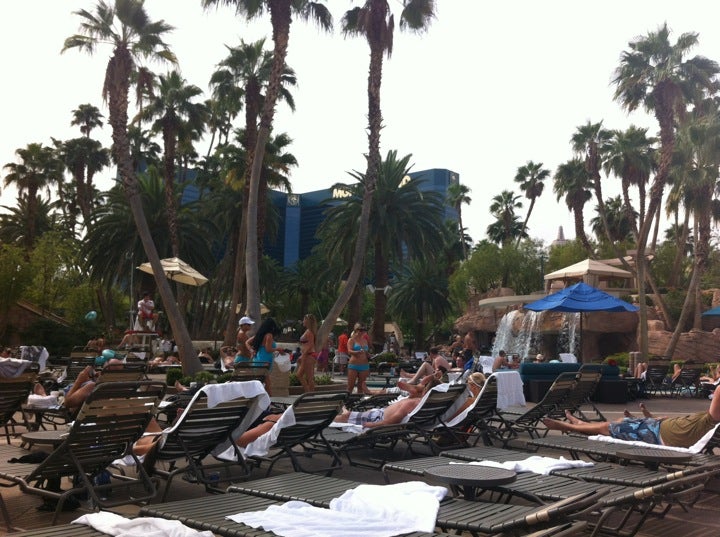 backlot river mgm grand