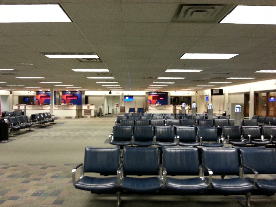 Syracuse Hancock International Airport (SYR), 1000 Col Eileen Collins