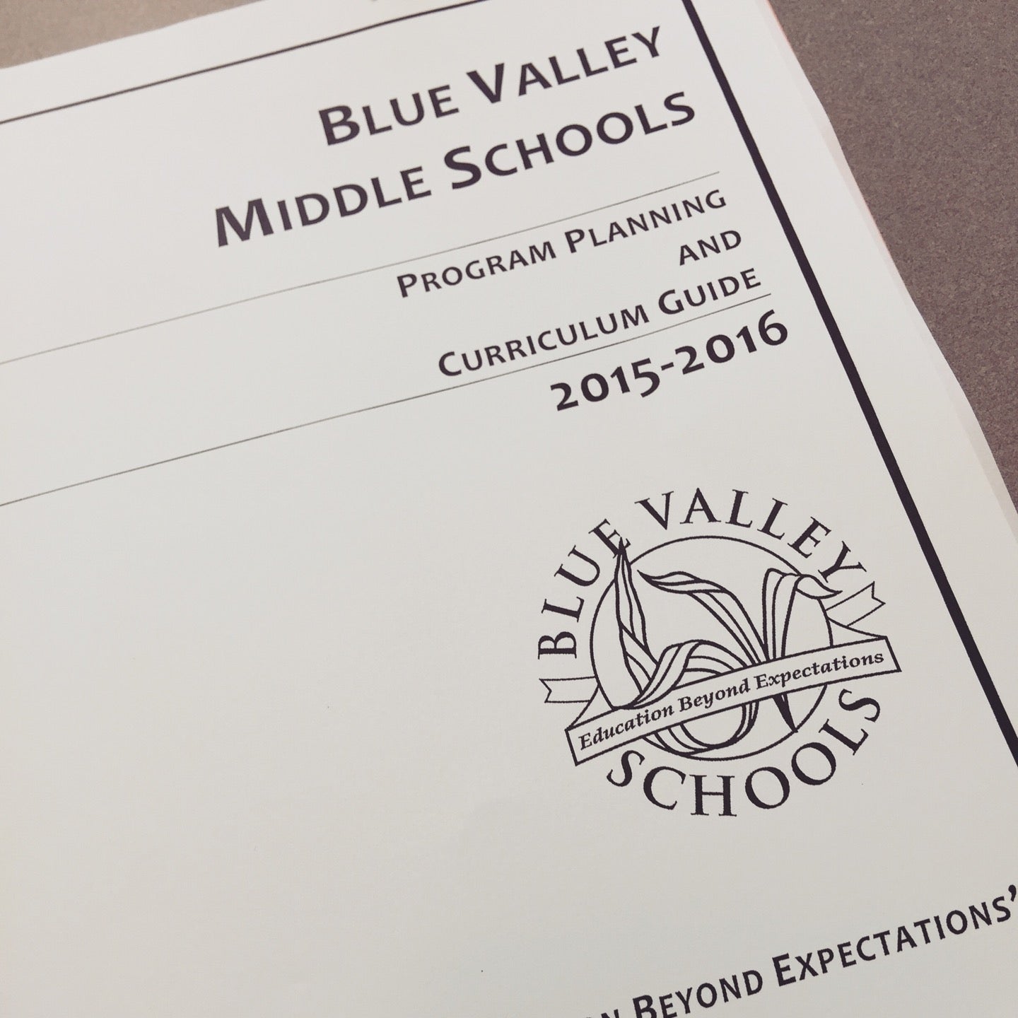 Oxford Middle School, 12500 Switzer Rd, Overland Park, KS, Elementary and secondary schools