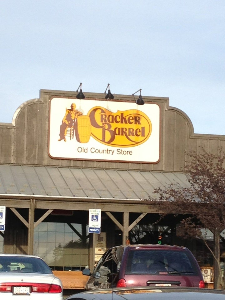 Cracker Barrel Old Country Store, 1295 Wisconsin Dells Pkwy S, Lake Delton, Village of, WI